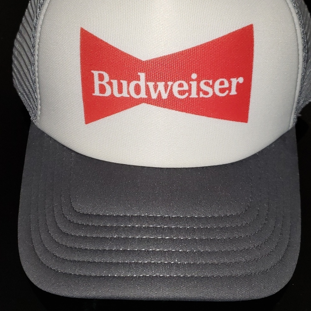 Budweiser Trucker hat